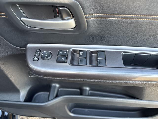 フリード＋ハイブリッド ハイブリッド・クロスター　ホンダセンシング　レーダークルーズ　レーンキープ　純正９インチナビＴＶＢカメラ　Ｂｌｕｔｏｏｔｈ　前後ドラレコ　ルーフレール　シートヒーター　ＬＥＤオートライト　ＥＴＣ　ＵＳＢ　両側ＰＷスライド（30枚目）