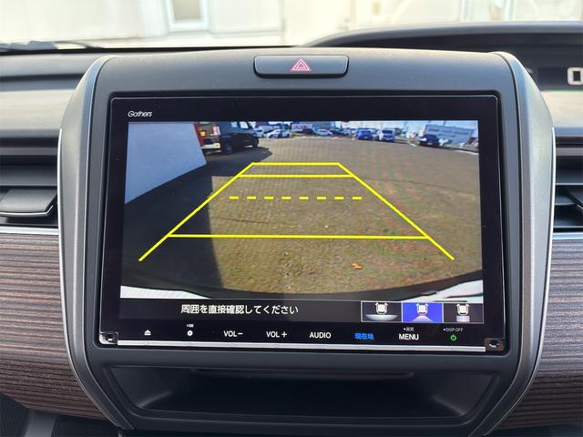 フリード＋ハイブリッド ハイブリッド・クロスター　ホンダセンシング　レーダークルーズ　レーンキープ　純正９インチナビＴＶＢカメラ　Ｂｌｕｔｏｏｔｈ　前後ドラレコ　ルーフレール　シートヒーター　ＬＥＤオートライト　ＥＴＣ　ＵＳＢ　両側ＰＷスライド（42枚目）