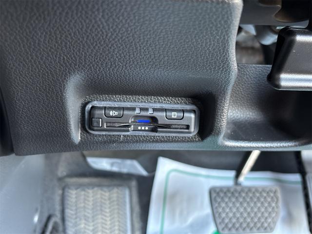 ヴェゼル e:HEV X 純正8インチナビTVBカメラ Blutooth DVD 前後ドラレコ ホンダセンシング レーダークルーズ レーンキープ LEDオートハイビーム ETC USB スマートキー 禁煙車 パーキングセンサー(39枚目)