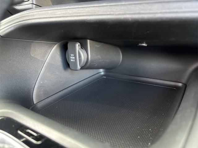 ヴェゼル e:HEV X 純正8インチナビTVBカメラ Blutooth DVD 前後ドラレコ ホンダセンシング レーダークルーズ レーンキープ LEDオートハイビーム ETC USB スマートキー 禁煙車 パーキングセンサー(44枚目)