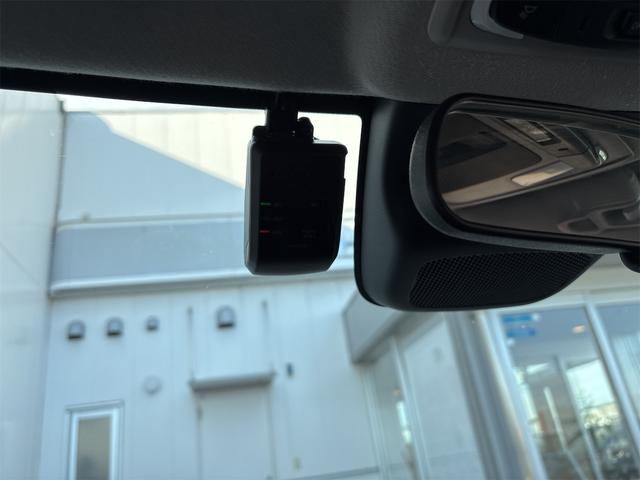 ヴェゼル e:HEV X 純正8インチナビTVBカメラ Blutooth DVD 前後ドラレコ ホンダセンシング レーダークルーズ レーンキープ LEDオートハイビーム ETC USB スマートキー 禁煙車 パーキングセンサー(51枚目)