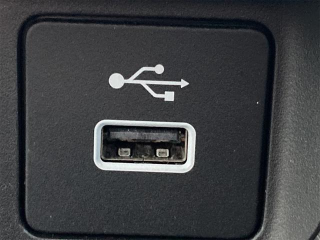 ヴェゼル ｅ：ＨＥＶ　Ｚ　４ＷＤ　ＯＰフロントグリル　ＯＰフロント・リア・サイドロアースカート　禁煙１オーナー　８インチ純正ナビＴＶＢカメラ　Ｂｌｕｔｏｏｔｈ　シートヒーター　ＢＳＩ　ホンダセンシング　レーダークルー　ＵＳＢ（46枚目）