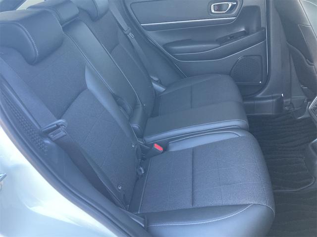 ヴェゼル ｅ：ＨＥＶ　Ｚ　４ＷＤ　ＯＰフロントグリル　ＯＰフロント・リア・サイドロアースカート　禁煙１オーナー　８インチ純正ナビＴＶＢカメラ　Ｂｌｕｔｏｏｔｈ　シートヒーター　ＢＳＩ　ホンダセンシング　レーダークルー　ＵＳＢ（51枚目）