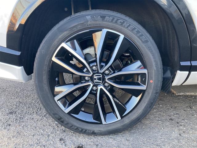 ヴェゼル ｅ：ＨＥＶ　Ｚ　４ＷＤ　ＯＰフロントグリル　ＯＰフロント・リア・サイドロアースカート　禁煙１オーナー　８インチ純正ナビＴＶＢカメラ　Ｂｌｕｔｏｏｔｈ　シートヒーター　ＢＳＩ　ホンダセンシング　レーダークルー　ＵＳＢ（65枚目）