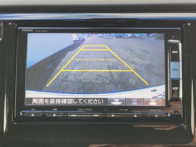 �o�b�N�J����