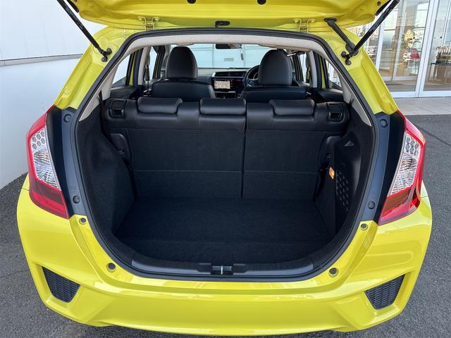 フィットハイブリッド Ｌパッケージ　衝突軽減装置　ナビＴＶＢカメラ　Ｂｌｕｔｏｏｔｈ　ＬＥＤオートライト　　ドラレコ　ＬＥＤオートライト　スマートキー２個　ＥＴＣ　ＵＳＢ　ハーフレザーシート　クルーズコントロール　サイドエアバック（26枚目）