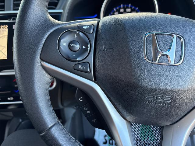 フィットハイブリッド Ｌパッケージ　衝突軽減装置　ナビＴＶＢカメラ　Ｂｌｕｔｏｏｔｈ　ＬＥＤオートライト　　ドラレコ　ＬＥＤオートライト　スマートキー２個　ＥＴＣ　ＵＳＢ　ハーフレザーシート　クルーズコントロール　サイドエアバック（35枚目）