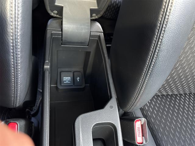 フィットハイブリッド Ｌパッケージ　衝突軽減装置　ナビＴＶＢカメラ　Ｂｌｕｔｏｏｔｈ　ＬＥＤオートライト　　ドラレコ　ＬＥＤオートライト　スマートキー２個　ＥＴＣ　ＵＳＢ　ハーフレザーシート　クルーズコントロール　サイドエアバック（50枚目）