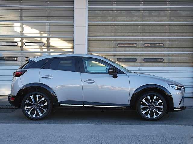 ＣＸ－３ １．５　１５Ｓ　アーバン　ドレッサー　４ＷＤ　・スーパーＵＶカットガラス（フロントドア）・（7枚目）