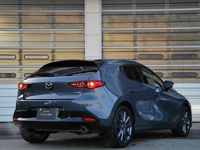 ＭＡＺＤＡ３ファストバック ２．０　２０Ｓ　ツーリング　４ＷＤ　・バーガンディレザーパッケージ・Ｂｏｓｅサウ（2枚目）