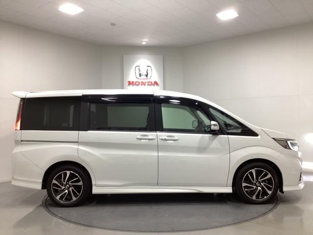 ステップワゴンスパーダ スパーダ・クールスピリットホンダセンシング いまコレ+新品・フロアカーペットマット付 光触媒抗菌消臭施工済 サイドエアバック スマートキ 左右電動スライドドア バックモニタ Wエアコン 地TV ナビ&TV 三列シート USB 助手席エアバッグ(7枚目)