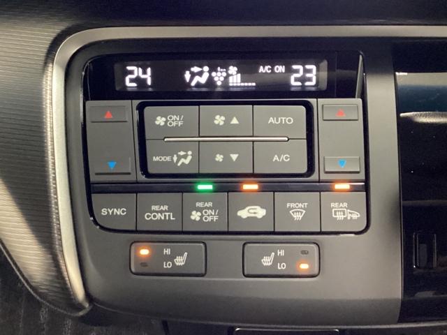 ステップワゴンスパーダ スパーダ・クールスピリットホンダセンシング いまコレ+新品・フロアカーペットマット付 光触媒抗菌消臭施工済 サイドエアバック スマートキ 左右電動スライドドア バックモニタ Wエアコン 地TV ナビ&TV 三列シート USB 助手席エアバッグ(13枚目)