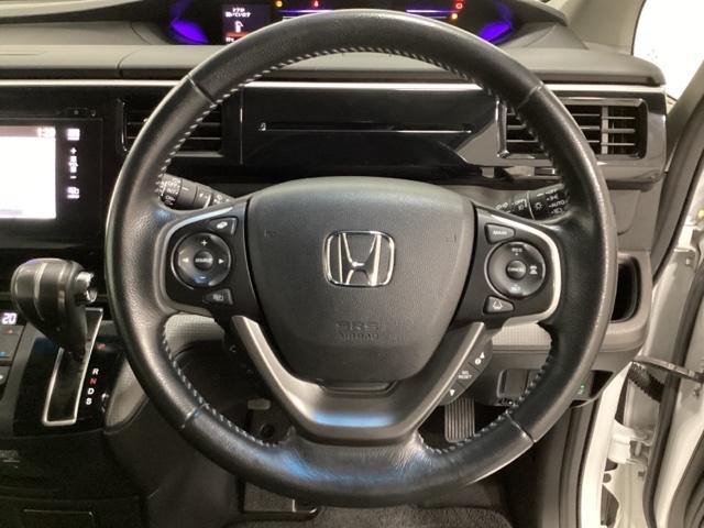 ステップワゴンスパーダ スパーダ 光触媒抗菌消臭施工済 衝突軽減B 横滑り防止 スマキー ナビ&TV Bモニター サイドエアバック キーレス ECON オートクルーズ USB接続 LEDライト 盗難防止 Wエアバッグ DVD PS(13枚目)