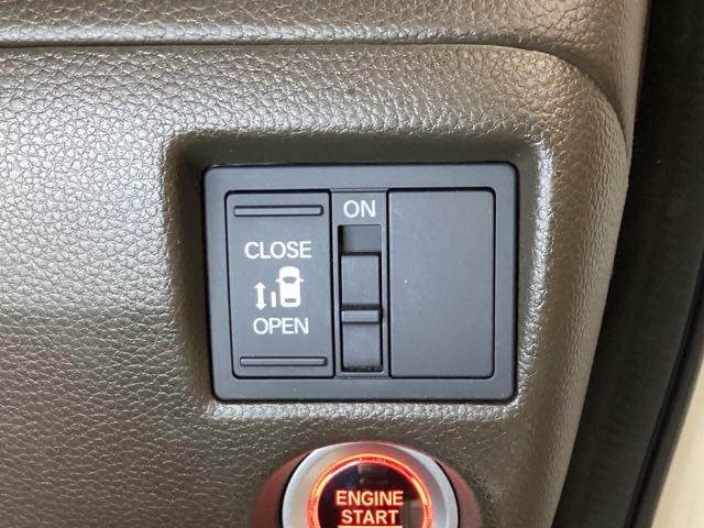 N-BOX L ワンオーナー 前後ドライブレコーダー 新品フロアマット シートヒーター 片側電動スライドドア 障害物センサー 純正ナビ バックカメラ Bluetooth LEDヘッドライト ETC ホンダセンシング(15枚目)