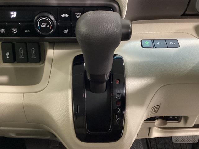 N-BOX G・Lホンダセンシング ワンオーナー いまコレ+新品マット付 ホンダセンシング シートヒータ Aストップ ESC キーフリーシステム LEDライト オートライト フルセグ対応 バックM ナビ USB 両側スライド左側電動ドア(11枚目)