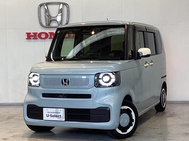 N-BOX ファッションスタイル 当社デモカー 中古スタッドレス ホンダセンシング 純正メモリーナビ、ドライブレコーダー前後 2、0ETC付 盗難防止装置 スマートキ USBポート LEDランプ バックモニター 1オーナー(3枚目)