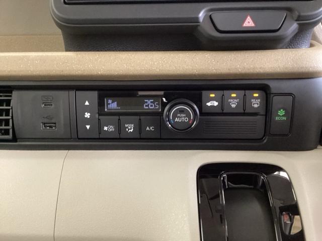 N-BOX ファッションスタイル 当社デモカー 中古スタッドレス ホンダセンシング 純正メモリーナビ、ドライブレコーダー前後 2、0ETC付 盗難防止装置 スマートキ USBポート LEDランプ バックモニター 1オーナー(12枚目)