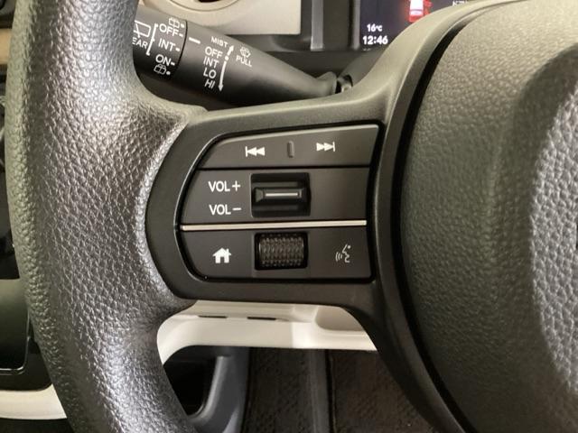 N-BOX ファッションスタイル 当社デモカー 中古スタッドレス ホンダセンシング 純正メモリーナビ、ドライブレコーダー前後 2、0ETC付 盗難防止装置 スマートキ USBポート LEDランプ バックモニター 1オーナー(14枚目)