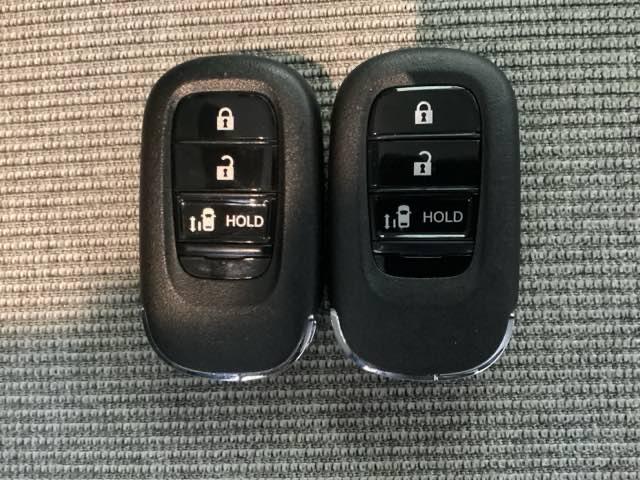 N-BOX ファッションスタイル 当社デモカー 中古スタッドレス ホンダセンシング 純正メモリーナビ、ドライブレコーダー前後 2、0ETC付 盗難防止装置 スマートキ USBポート LEDランプ バックモニター 1オーナー(16枚目)