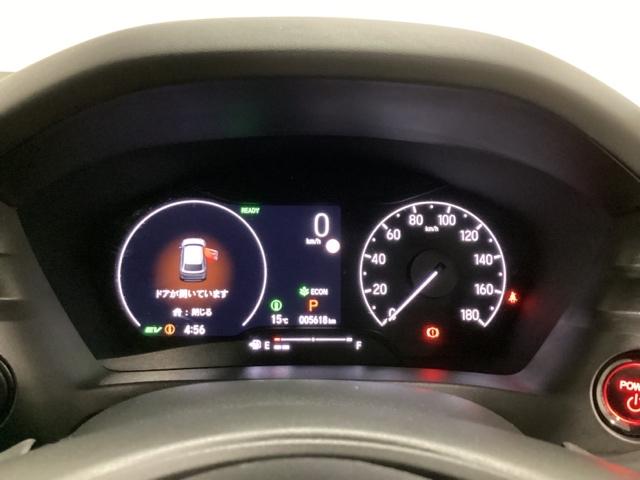 ヴェゼル ｅ：ＨＥＶＺ　光触媒抗菌消臭施工済　衝突回避支援ブレーキ機能　パノラミックビューモニター　スマキ　Ｐトランク　フルオートエアコン　Ｄレコ　エアバッグ　両席エアバック　Ｒカメ　パワーウィンドウ　ＬＥＤランプ　ソナー（15枚目）