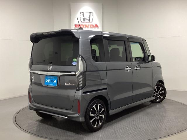 N-BOXカスタム G・Lホンダセンシング ワンオーナー いまコレ+新品マット付 ドラレコ(前) メモリーナビ フルセグ Bluetooth バックカメラ USBジャック 両側スライド左側電動ドア オートライト機能付LEDヘッドライト(7枚目)