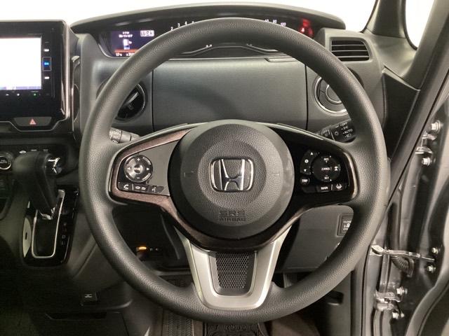 N-BOXカスタム G・Lホンダセンシング ワンオーナー いまコレ+新品マット付 ドラレコ(前) メモリーナビ フルセグ Bluetooth バックカメラ USBジャック 両側スライド左側電動ドア オートライト機能付LEDヘッドライト(16枚目)