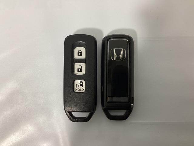 N-BOXカスタム G・Lホンダセンシング ワンオーナー いまコレ+新品マット付 ドラレコ(前) メモリーナビ フルセグ Bluetooth バックカメラ USBジャック 両側スライド左側電動ドア オートライト機能付LEDヘッドライト(17枚目)