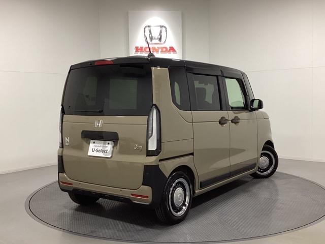 N-BOXジョイ ターボ 当社デモカー 中古スタッドレスタイヤ 前後ドライブレコーダー マルチビューカメラ シートヒーター 両側電動スライドドア サイドエアバッグ カーテンエアバッグ 障害物センサー 純正ナビ ETC2.0(5枚目)