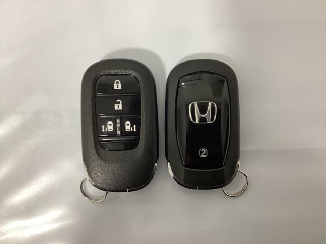 N-BOXジョイ ターボ 当社デモカー 中古スタッドレスタイヤ 前後ドライブレコーダー マルチビューカメラ シートヒーター 両側電動スライドドア サイドエアバッグ カーテンエアバッグ 障害物センサー 純正ナビ ETC2.0(17枚目)