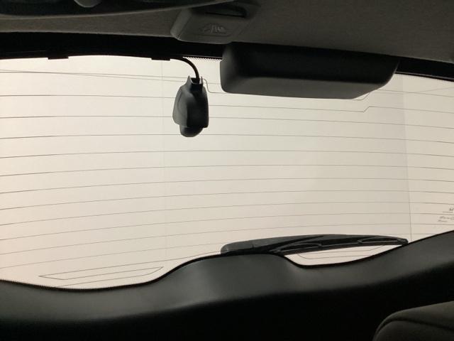 フィット ｅ：ＨＥＶホーム　ワンオーナー　ホンダセンシング　ドラレコ前後　２．０ＥＴＣ　ホンダコネクト対応メモリーナビ　フルセグ　Ｂｌｕｅｔｏｏｔｈ　ＵＳＢ　バックカメラ　障害物センー　オートライト機能付ＬＥＤヘッドライト（20枚目）