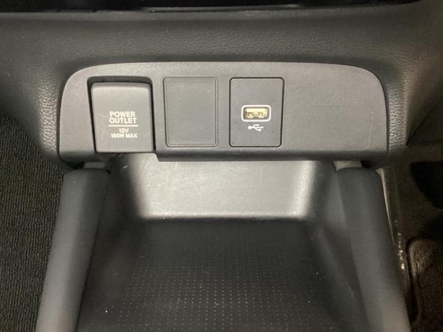 フィット ｅ：ＨＥＶホーム　ワンオーナー　ホンダセンシング　ドラレコ前後　２．０ＥＴＣ　ホンダコネクト対応メモリーナビ　フルセグ　Ｂｌｕｅｔｏｏｔｈ　ＵＳＢ　バックカメラ　障害物センー　オートライト機能付ＬＥＤヘッドライト（21枚目）