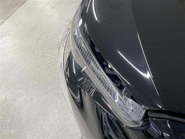 カローラクロス ハイブリッド　Ｚ　メモリーナビ　ミュージックプレイヤー接続可　バックカメラ　衝突被害軽減システム　ＥＴＣ　ドラレコ　ＬＥＤヘッドランプ　記録簿（14枚目）