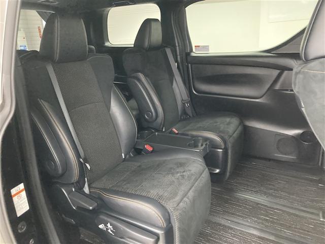 アルファード 2.5S タイプゴールド 4WD メモリーナビ DVD再生 ミュージックプレイヤー接続可 バックカメラ 衝突被害軽減システム ETC ドラレコ 両側電動スライド LEDヘッドランプ 乗車定員7人 3列シート(33枚目)