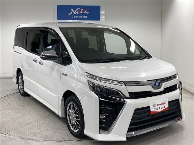 ヴォクシー ハイブリッドZS 煌 フルセグ メモリーナビ DVD再生 ミュージックプレイヤー接続可 後席モニター バックカメラ 衝突被害軽減システム ETC ドラレコ 両側電動スライド LEDヘッドランプ 乗車定員7人 3列シート(10枚目)