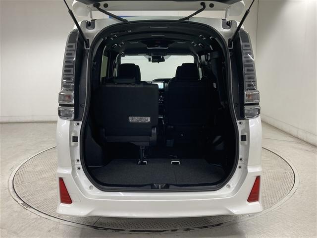 ヴォクシー ハイブリッドZS 煌 フルセグ メモリーナビ DVD再生 ミュージックプレイヤー接続可 後席モニター バックカメラ 衝突被害軽減システム ETC ドラレコ 両側電動スライド LEDヘッドランプ 乗車定員7人 3列シート(13枚目)