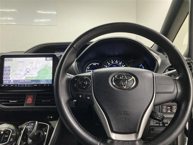 ヴォクシー ハイブリッドZS 煌 フルセグ メモリーナビ DVD再生 ミュージックプレイヤー接続可 後席モニター バックカメラ 衝突被害軽減システム ETC ドラレコ 両側電動スライド LEDヘッドランプ 乗車定員7人 3列シート(18枚目)