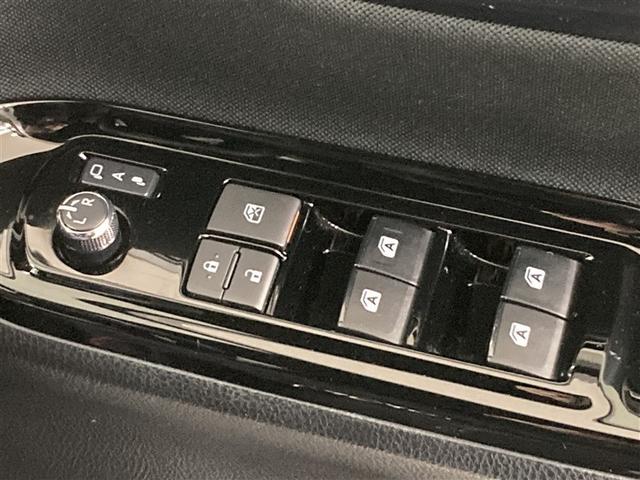 ヴォクシー ハイブリッドZS 煌 フルセグ メモリーナビ DVD再生 ミュージックプレイヤー接続可 後席モニター バックカメラ 衝突被害軽減システム ETC ドラレコ 両側電動スライド LEDヘッドランプ 乗車定員7人 3列シート(27枚目)