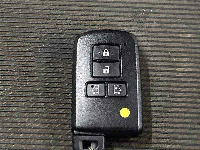 シエンタ Ｇ　フルセグ　メモリーナビ　ＤＶＤ再生　バックカメラ　衝突被害軽減システム　ＥＴＣ　両側電動スライド　ＬＥＤヘッドランプ　ウオークスルー　乗車定員７人　３列シート　ワンオーナー　アイドリングストップ（40枚目）