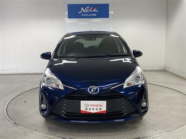 ヴィッツ ハイブリッドＦ　セーフティーエディションＩＩＩ　ワンセグ　メモリーナビ　バックカメラ　衝突被害軽減システム　ＥＴＣ　ＬＥＤヘッドランプ（10枚目）