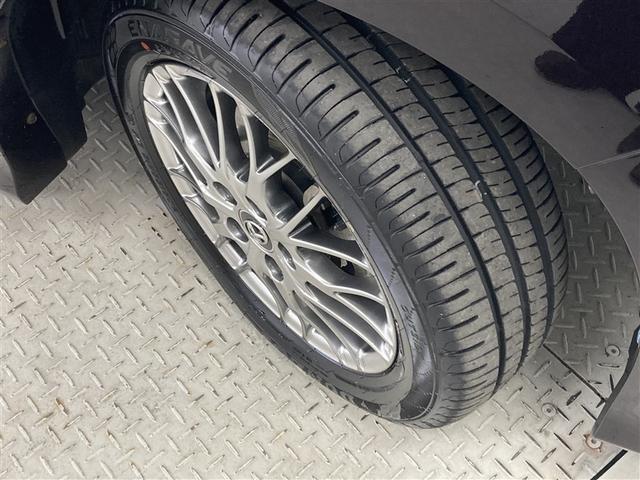 ヴォクシー ハイブリッドＺＳ　煌　フルセグ　メモリーナビ　ＤＶＤ再生　バックカメラ　衝突被害軽減システム　ＥＴＣ　両側電動スライド　ＬＥＤヘッドランプ　乗車定員７人　３列シート　ワンオーナー（17枚目）