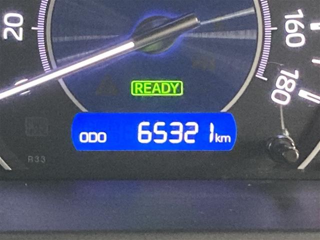 ヴォクシー ハイブリッドＺＳ　煌　フルセグ　メモリーナビ　ＤＶＤ再生　バックカメラ　衝突被害軽減システム　ＥＴＣ　両側電動スライド　ＬＥＤヘッドランプ　乗車定員７人　３列シート　ワンオーナー（20枚目）