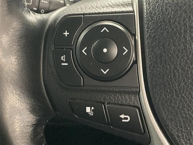 ヴォクシー ハイブリッドＺＳ　煌　フルセグ　メモリーナビ　ＤＶＤ再生　バックカメラ　衝突被害軽減システム　ＥＴＣ　両側電動スライド　ＬＥＤヘッドランプ　乗車定員７人　３列シート　ワンオーナー（25枚目）