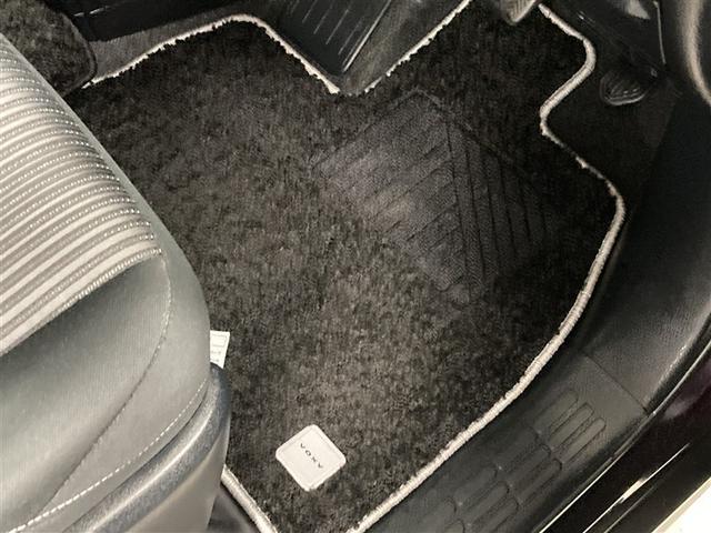 ヴォクシー ハイブリッドＺＳ　煌　フルセグ　メモリーナビ　ＤＶＤ再生　バックカメラ　衝突被害軽減システム　ＥＴＣ　両側電動スライド　ＬＥＤヘッドランプ　乗車定員７人　３列シート　ワンオーナー（39枚目）