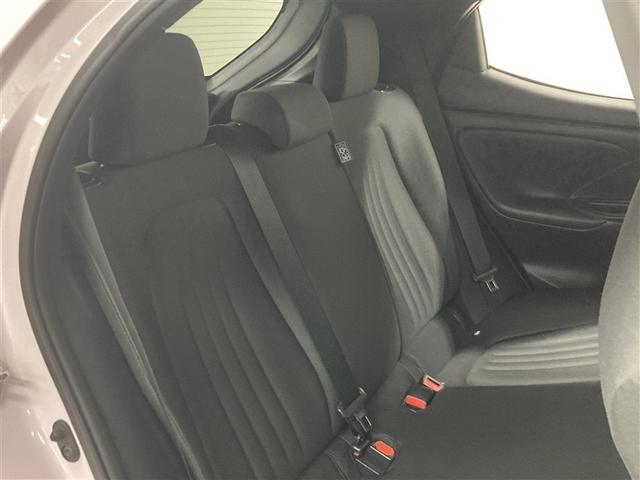 ヤリス Ｘ　ミュージックプレイヤー接続可　バックカメラ　衝突被害軽減システム　ＥＴＣ　ドラレコ（33枚目）