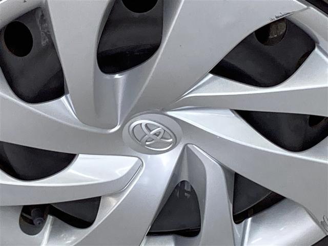 ヤリス Ｘ　ミュージックプレイヤー接続可　衝突被害軽減システム　ワンオーナー（17枚目）