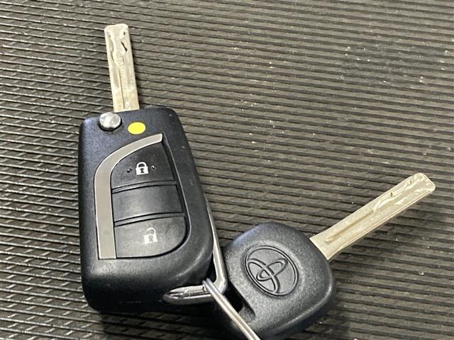 ヤリス Ｘ　ミュージックプレイヤー接続可　衝突被害軽減システム　ワンオーナー（39枚目）