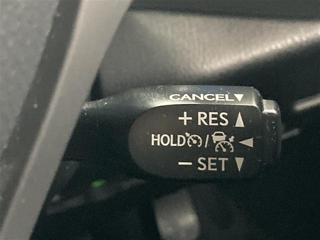 �N���[�Y�R���g���[�������@�A�N�Z���𓥂ނ��ƂȂ��ԑ������L�[�v�B�������H���y�X���s�o���܂��B