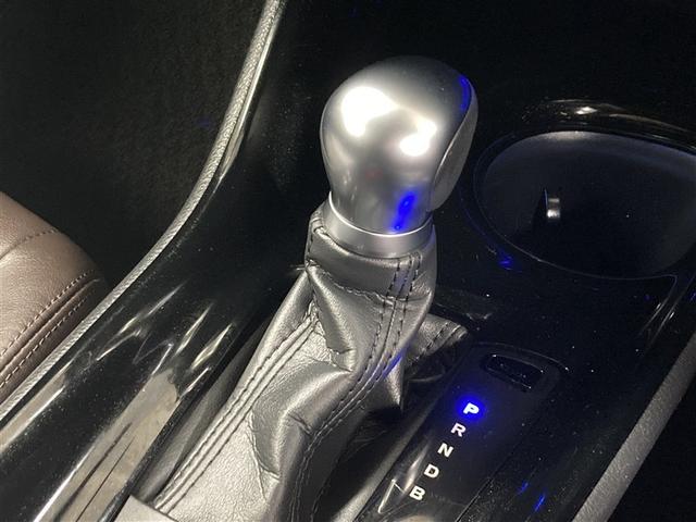 �V�t�g���o�[�͈����₷���A��ɂȂ��ތ`��B���L�΂��΃��o�[�Ɏ��R�ɓ͂����傤�ǂ����ʒu�ɔz�u����Ă��܂��B