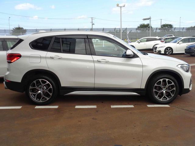Ｘ１ ｘＤｒｉｖｅ　１８ｄ　ｘライン　４ＷＤ　ドライブレコーダー　バックカメラ　クリアランスソナー　オートクルーズコントロール　パワーシート　衝突被害軽減システム　ターボ　ナビ　オートライト　ＬＥＤヘッドランプ　アルミホイール（4枚目）