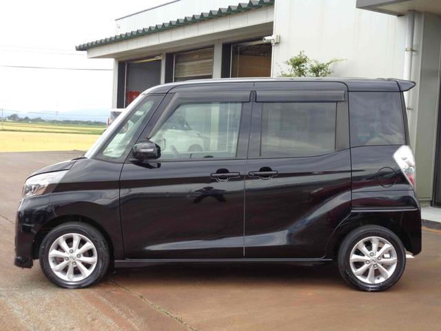 デイズルークス ハイウェイスター　Ｘ　４ＷＤ　全周囲カメラ　両側スライド・片側電動　ナビ　衝突被害軽減システム　オートマチックハイビーム　オートライト　ＬＥＤヘッドランプ　スマートキー　アイドリングストップ　シートヒーター　ベンチシート（4枚目）